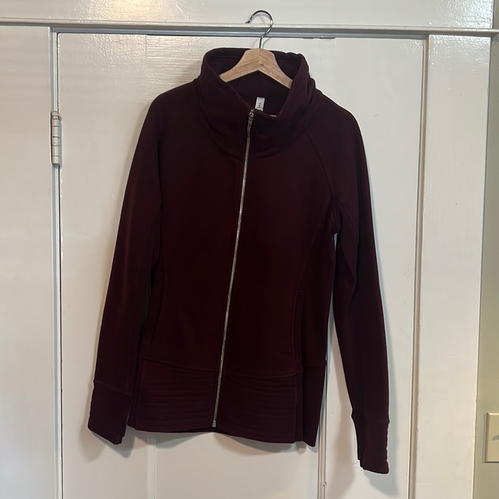 Radiant Jacket size 10 Burgundy (Cassis)